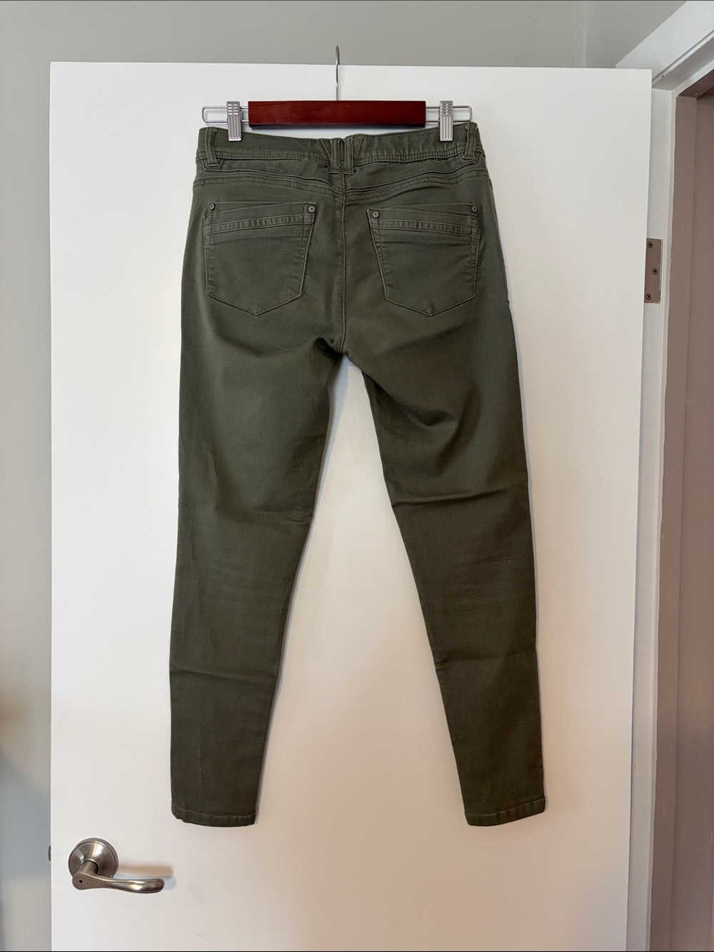 Democracy Skinny Jeans in Olive Green - Picture 3 of 3